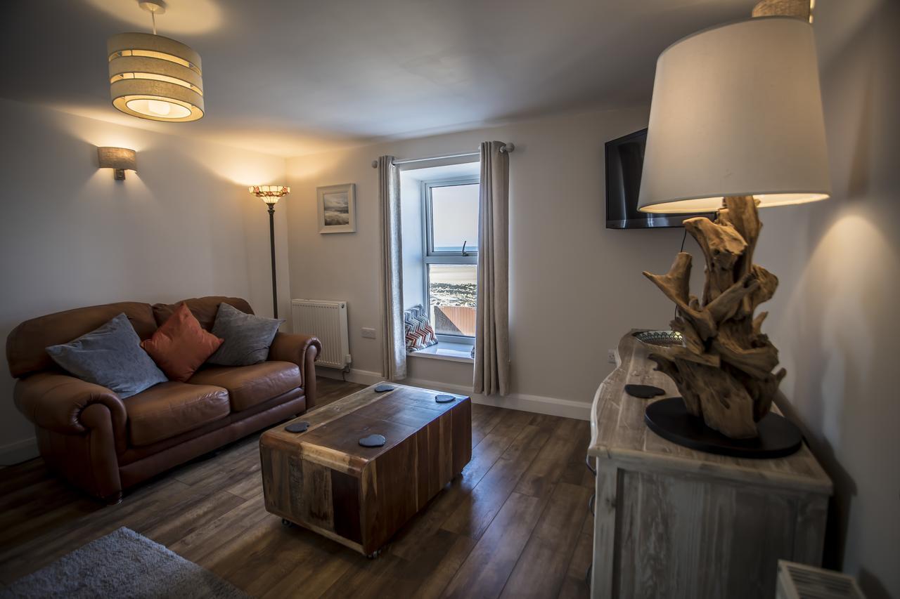Waters Edge Holiday Apartments Benllech Exterior foto